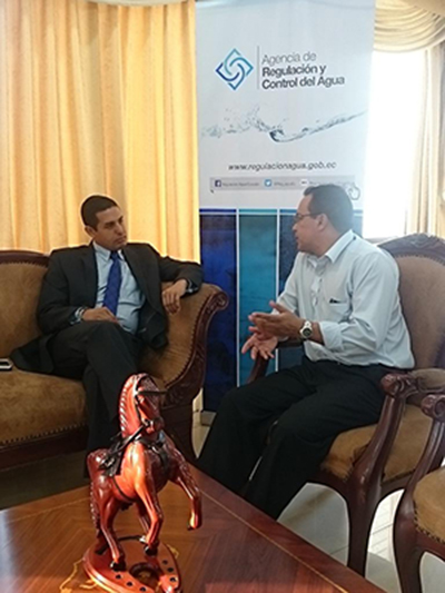 Director ejecutivo ARCA con Alcalde de Esmeraldas